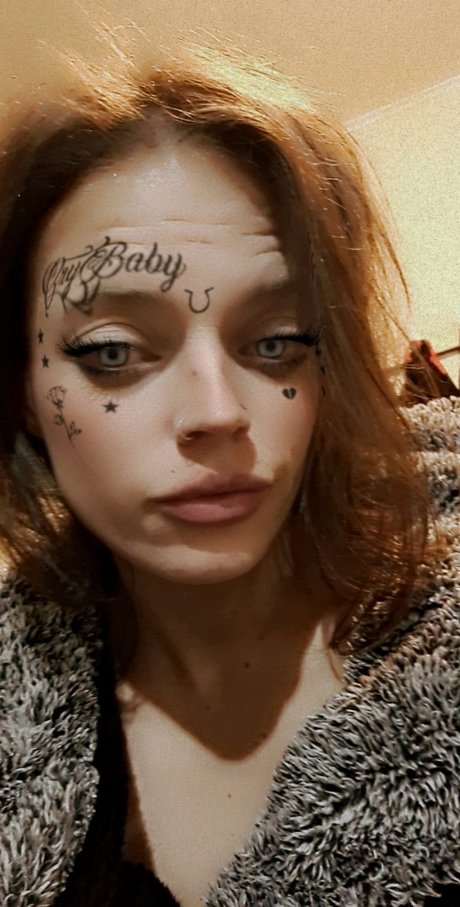 Photo nue de fuite OnlyFans de Lillunajade