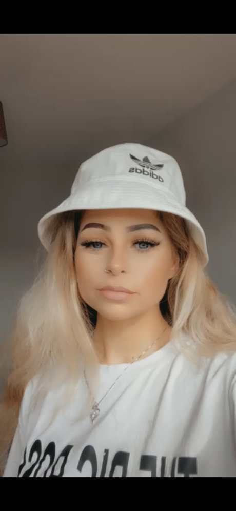 Photo nue de fuite OnlyFans de Lil Buff Baddie Vip  British Princess 