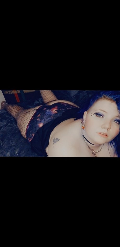Photo nue de fuite OnlyFans de Lilac Daydreams