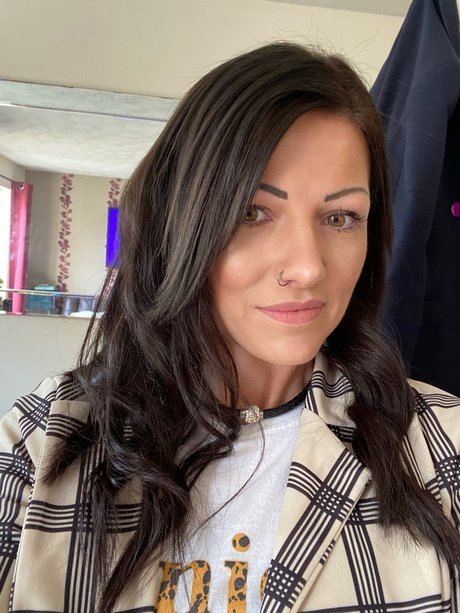 Photo nue de fuite OnlyFans de Lozza