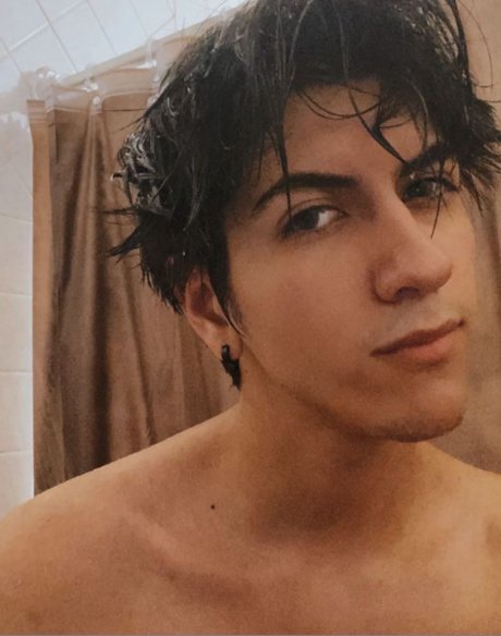 Photo nue de fuite OnlyFans de Alexander Vega