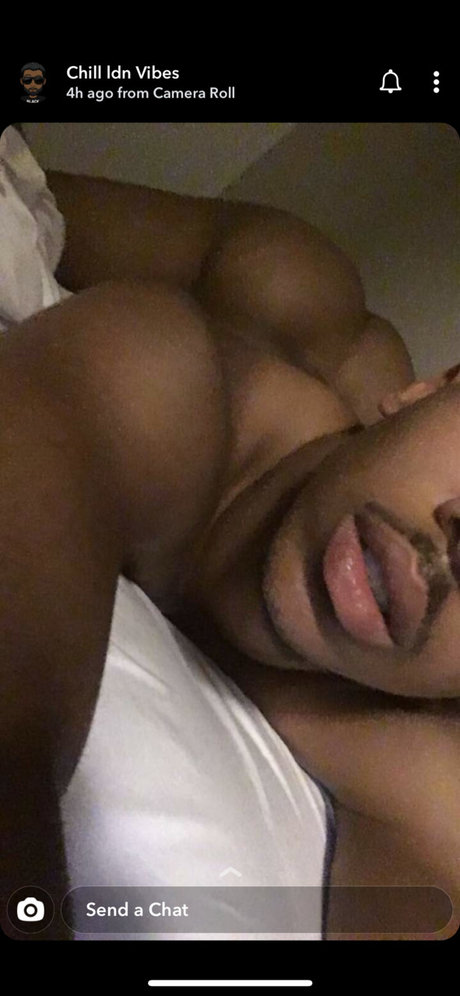Photo nue de fuite OnlyFans de Lowdownbrown
