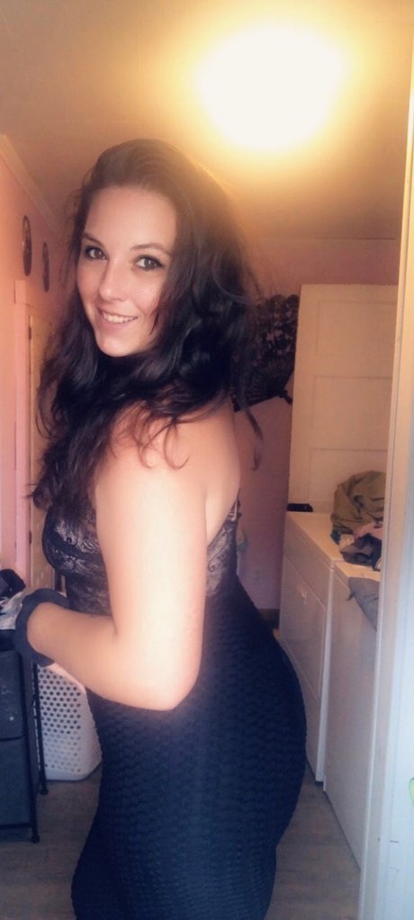 Photo nue de fuite OnlyFans de Hidi