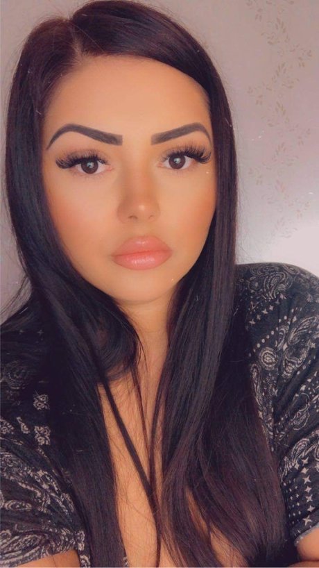 Photo nue de fuite OnlyFans de Lovely Gigi