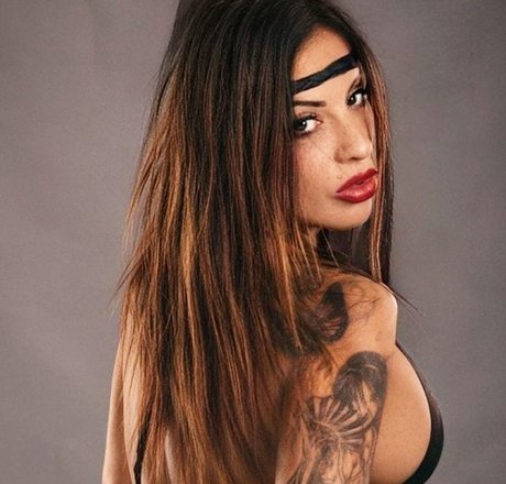 Lola Ruiz Pstar