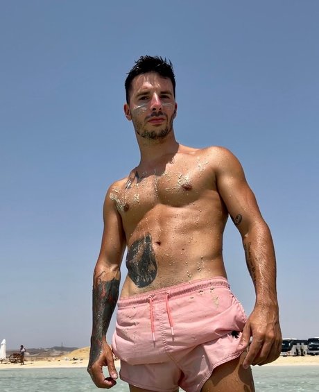 Photo nue de fuite OnlyFans de Logan