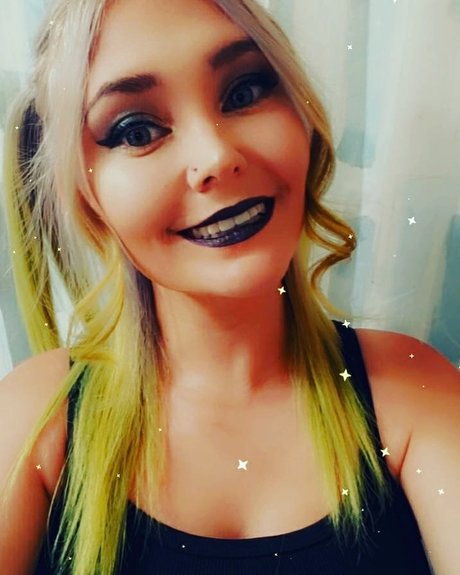 Photo nue de fuite OnlyFans de Maddie