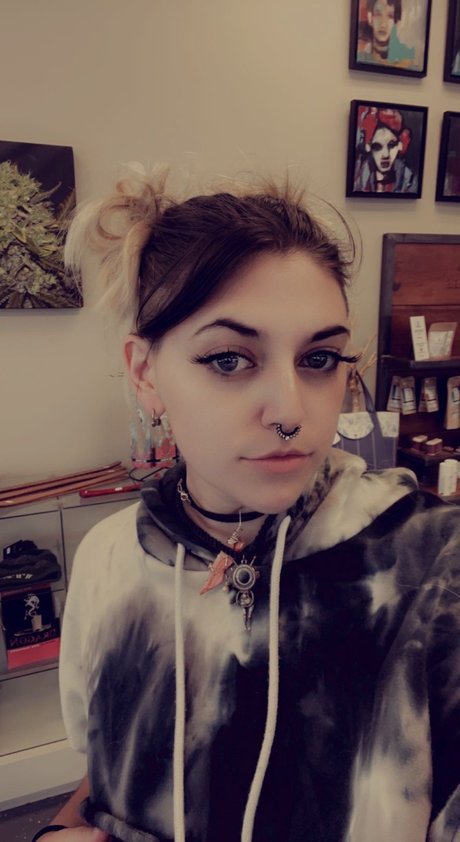 Photo nue de fuite OnlyFans de Luvlee