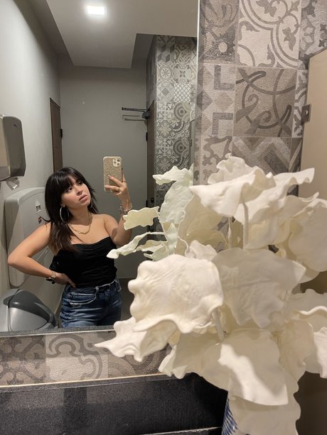 Photo nue de fuite OnlyFans de Luciana