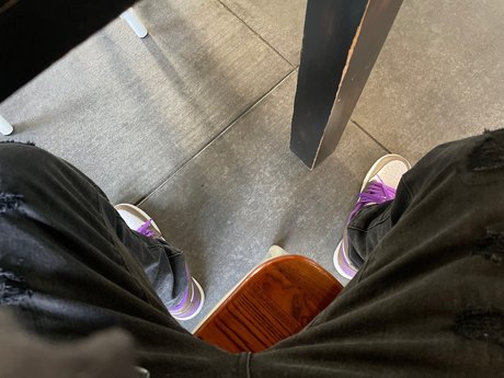 Photo nue de fuite OnlyFans de Lurkingshrooms