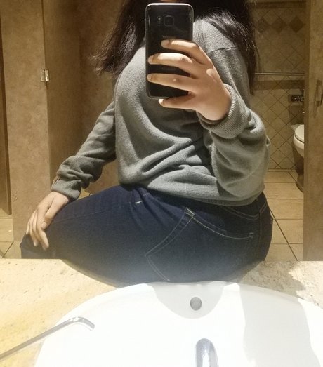 Photo nue de fuite OnlyFans de Lupita Leal Paid