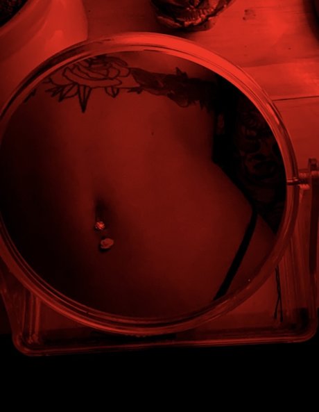 Photo nue de fuite OnlyFans de Lulbabeeey