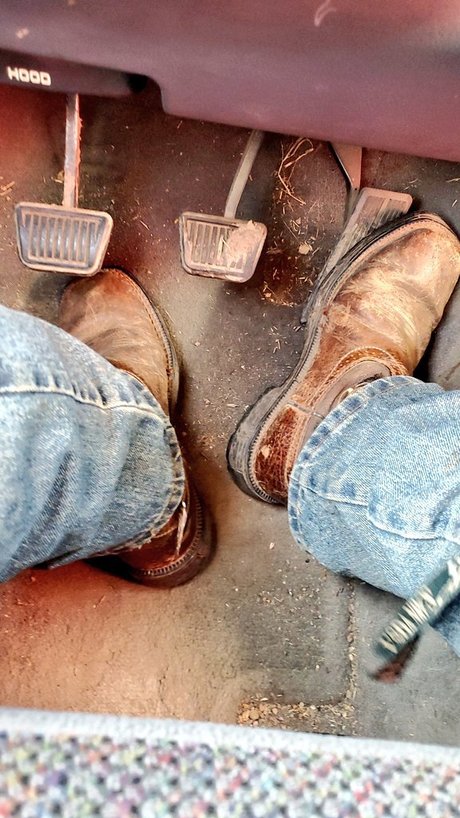 Photo nue de fuite OnlyFans de Luke Hansen The Rugged Cowboy Farmer