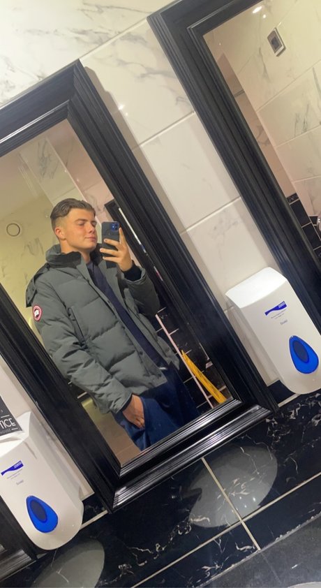 Photo nue de fuite OnlyFans de Lukegallon01