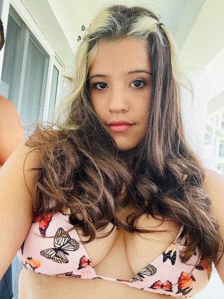Photo nue de fuite OnlyFans de Lucia 