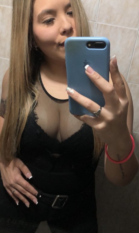 Photo nue de fuite OnlyFans de Luciana