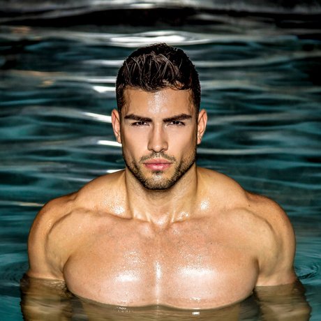 Photo nue de fuite OnlyFans de Mario Rodriguez