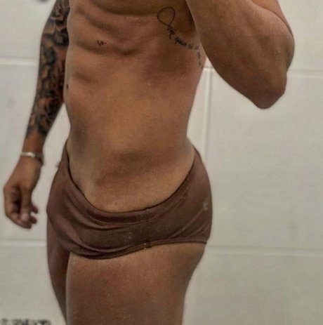 Photo nue de fuite OnlyFans de Diego Mariano