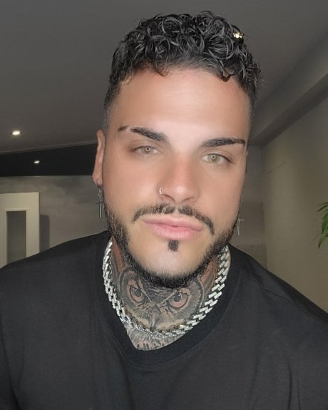 Photo nue de fuite OnlyFans de Mariano Carmona