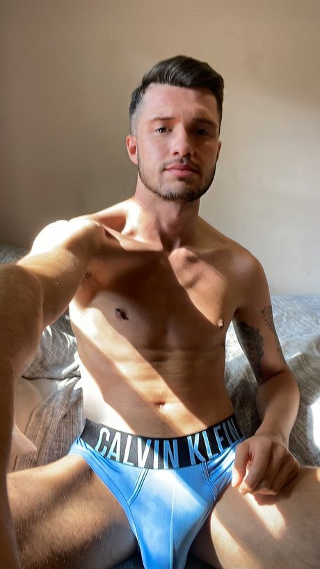 Photo nue de fuite OnlyFans de Marco Braid