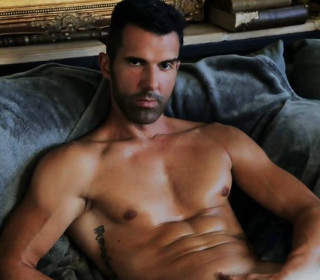 Photo nue de fuite OnlyFans de Marco Bull