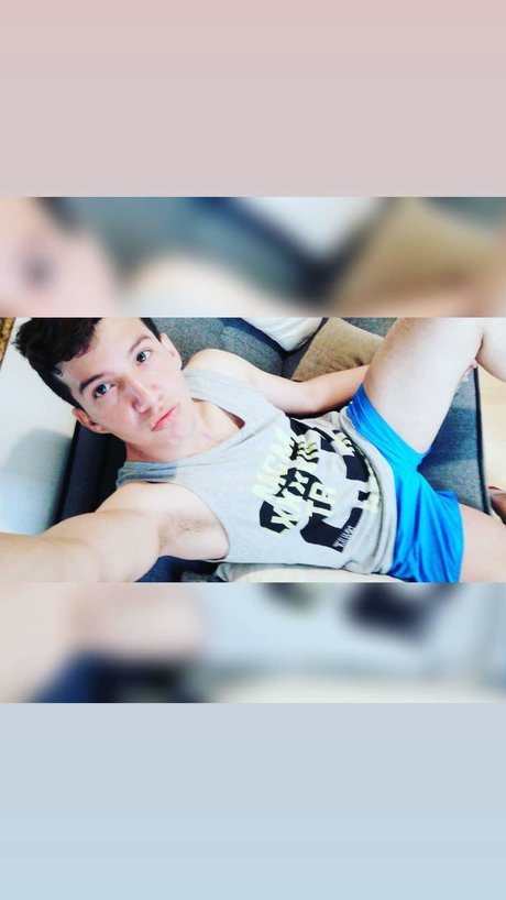 Photo nue de fuite OnlyFans de Manu Boom