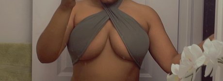 Photo nue de fuite OnlyFans de Mae