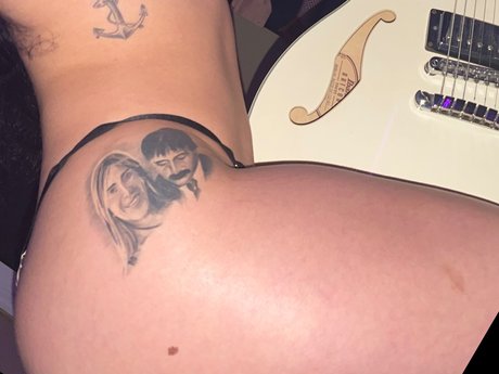 Photo nue de fuite OnlyFans de Mel Rose