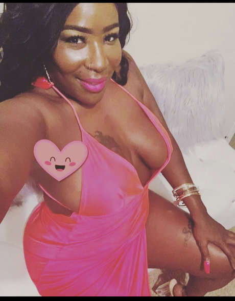 Photo nue de fuite OnlyFans de Mzj