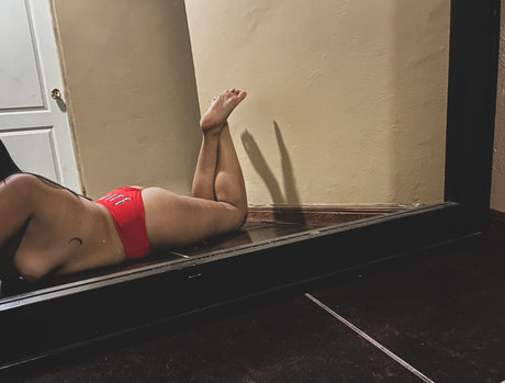 Photo nue de fuite OnlyFans de Mel