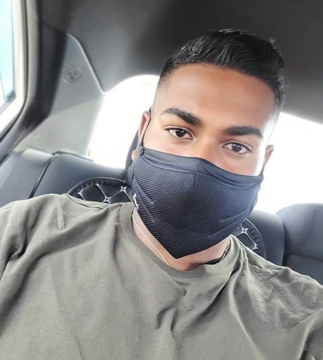Photo nue de fuite OnlyFans de Prince Marlon