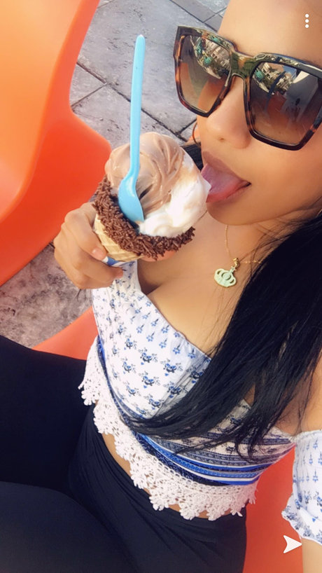 Photo nue de fuite OnlyFans de Mayelin