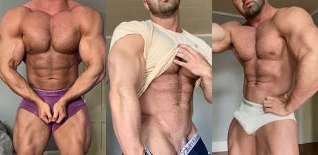 Photo nue de fuite OnlyFans de Max Wood