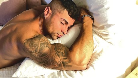 Photo nue de fuite OnlyFans de Maximux1