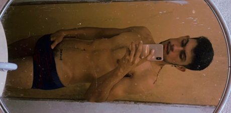 Photo nue de fuite OnlyFans de Mauricelio Olivindo