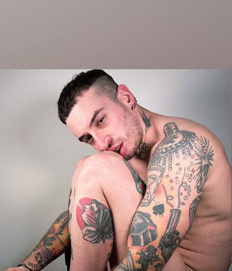 Photo nue de fuite OnlyFans de Mattew