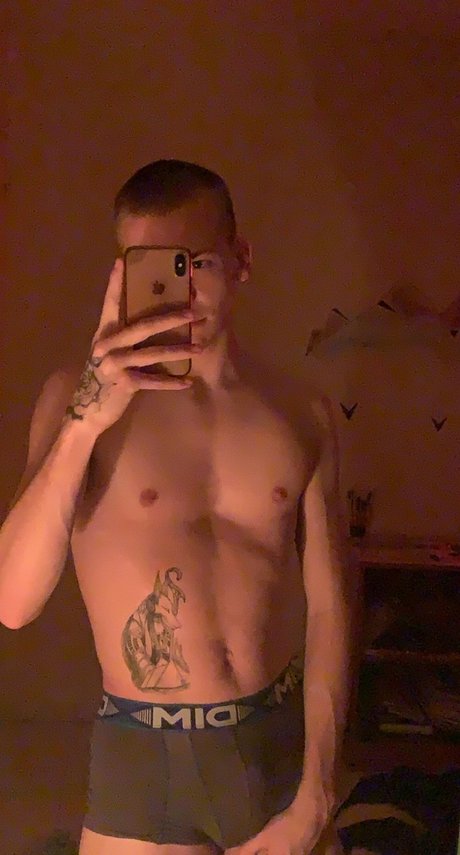 Photo nue de fuite OnlyFans de Mathis