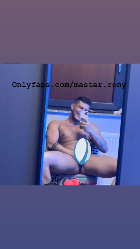 Photo nue de fuite OnlyFans de Mr Rony 