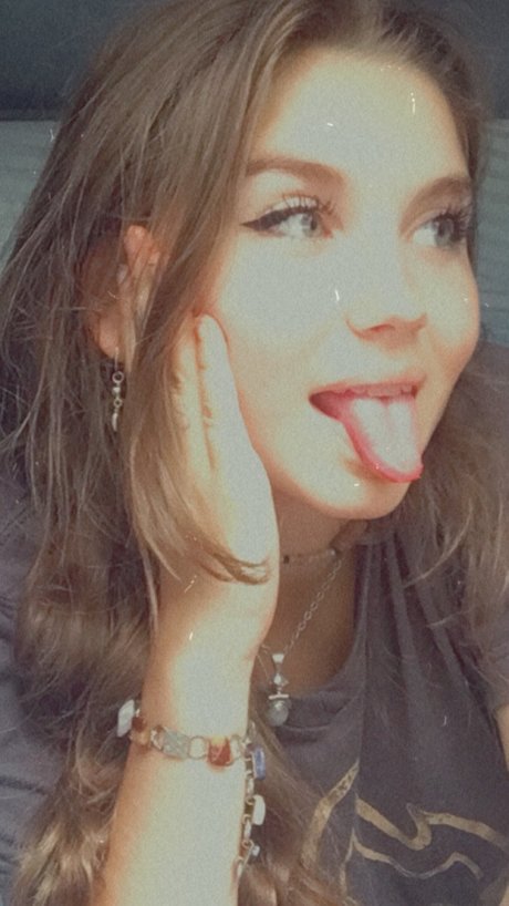 Photo nue de fuite OnlyFans de Minimoomilk