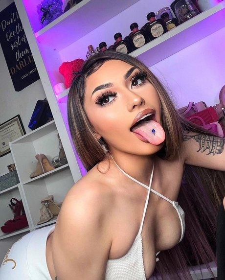 Photo nue de fuite OnlyFans de Minaxo