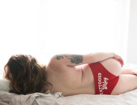 Photo nue de fuite OnlyFans de Mimi