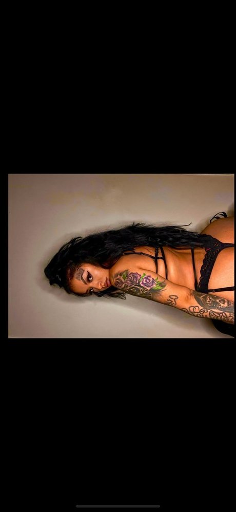 Photo nue de fuite OnlyFans de Millie Rose