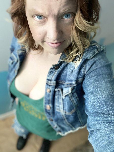 Photo nue de fuite OnlyFans de Midwest Mandy