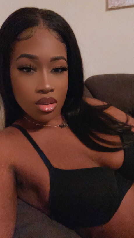 Photo nue de fuite OnlyFans de Michele Love