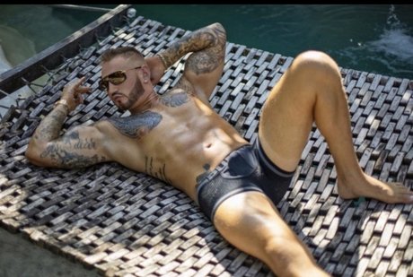 Photo nue de fuite OnlyFans de Eros Dixxson