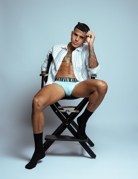 Photo nue de fuite OnlyFans de Luis