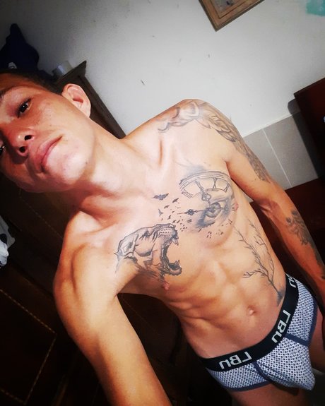 Photo nue de fuite OnlyFans de Erasmo Sanchez Hernandez