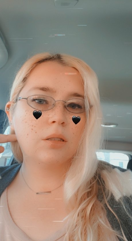 Photo nue de fuite OnlyFans de Mixie