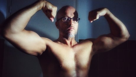 Photo nue de fuite OnlyFans de Musclesinaction