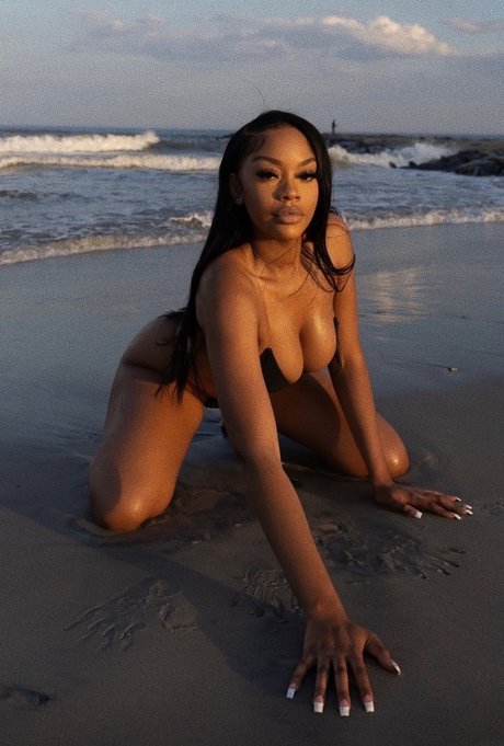 Photo nue de fuite OnlyFans de Ms Thang
